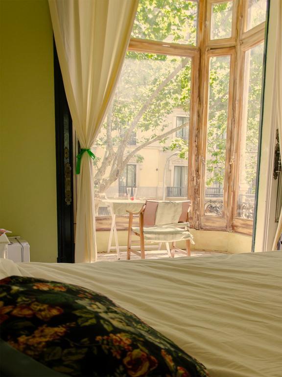Bed & Art Barcelona Hostel ภายนอก รูปภาพ